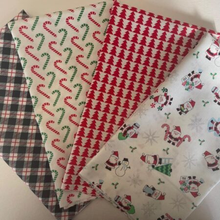Moda - Candy Cane Lane - 4 Fat Quarter Bundle - White