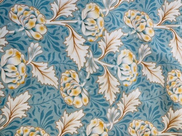 V & A - Morris Muses - Peony Miniature