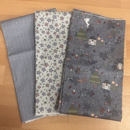 Lynette Anderson Favourites - 3 x fat quarters - (4)